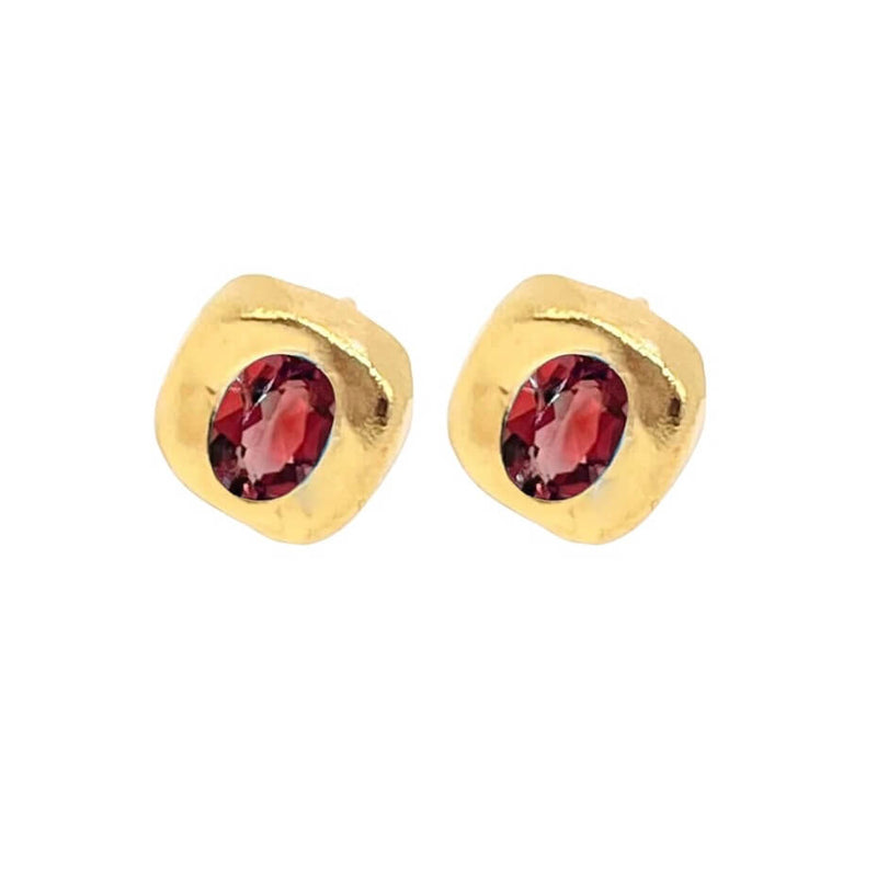 Amy Delson Garnet gold stud earrings